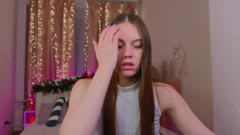 Snapshot of mol1y_kitten chatting on 01-04-25, 12:27 Molly online show from 01-04-25, 12:27