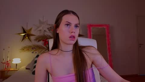 Snapshot of mol1y_kitten chatting on 01-10-25, 07:32 Molly online show from 01-10-25, 07:32