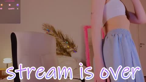 Snapshot of mol1y_kitten chatting on 02-23-25, 02:51 Molly online show from 02-23-25, 02:51