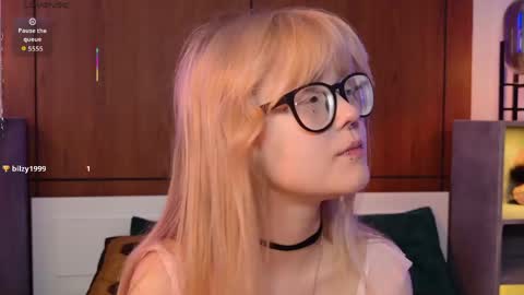 moliqin online show from 06-04-26, 07:58