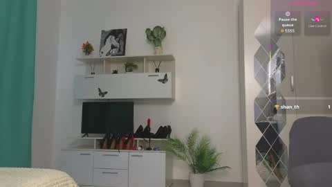 molliblum online show from 06-03-26, 02:19