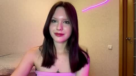 Snapshot of mollieadamek chatting on 05-12-26, 02:25 Lisa online show from 05-12-26, 02:25