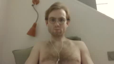 Snapshot of molliter chatting on 02-07-25, 12:42 molliter online show from 02-07-25, 12:42