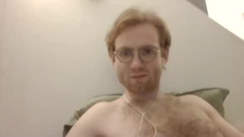 Snapshot of molliter chatting on 02-24-25, 12:52 molliter online show from 02-24-25, 12:52