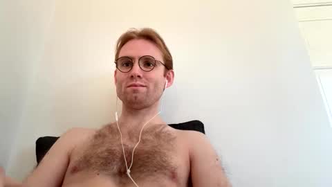 Snapshot of molliter chatting on 09-19-25, 12:50 molliter online show from 09-19-25, 12:50