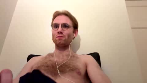 Snapshot of molliter chatting on 10-12-25, 11:15 molliter online show from 10-12-25, 11:15