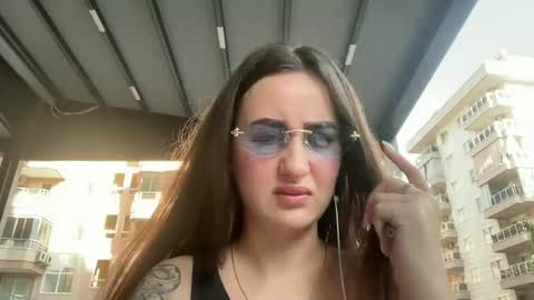 Snapshot of molly55550 chatting on 07-12-26, 03:14 molly55550 online show from 07-12-26, 03:14