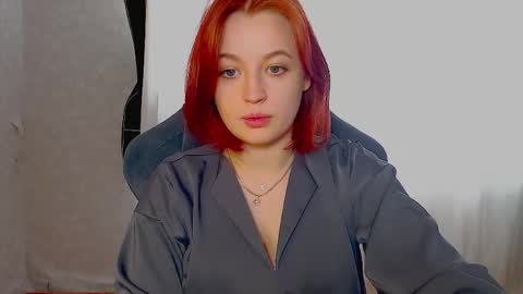 Molly online show from 05-05-26, 03:14