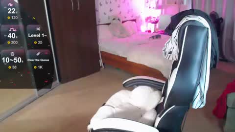 Snapshot of molly_barbie chatting on 07-21-26, 11:23 Molly Prvt is open online show from 07-21-26, 11:23