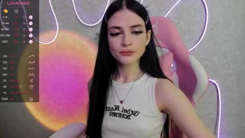 Molly - online show from 06-29-26, 03:57