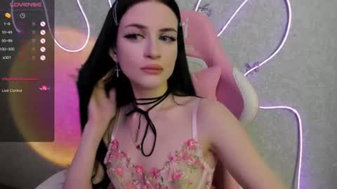 Molly - online show from 07-13-26, 02:36