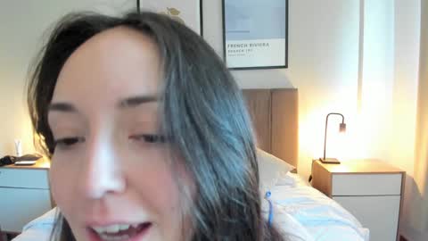   MOLLY   online show from 01-25-25, 02:14