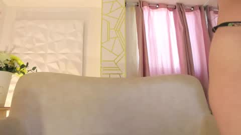   MOLLY   online show from 02-28-25, 04:42