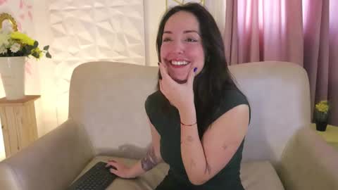   MOLLY   online show from 03-03-25, 08:00