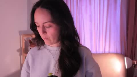   MOLLY   online show from 11-14-25, 02:49