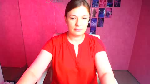 Molly online show from 06-19-26, 06:12