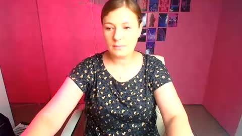Molly online show from 07-06-26, 11:40