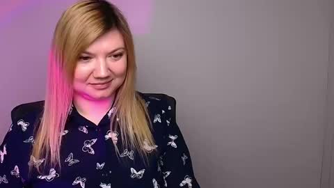 Molly online show from 02-04-25, 03:26