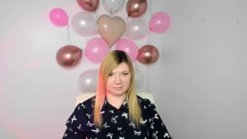 Molly online show from 02-11-25, 04:02