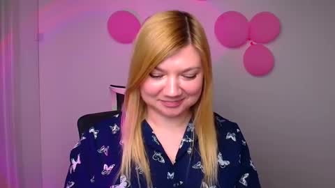 Molly online show from 03-11-25, 03:23