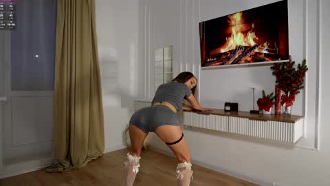 Snapshot of molly_p chatting on 01-09-26, 01:03 VIP page OnlyFans is absolutely FREE for ONE month online show from 01-09-26, 01:03