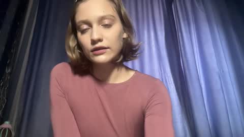 molly_poly online show from 11-13-25, 09:52