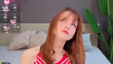 Molly online show from 10-06-25, 01:25