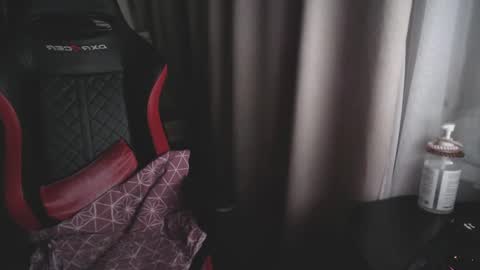 I have new photos come and see with love Molly online show from 10-14-25, 09:48