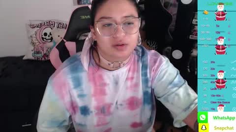 Snapshot of molly_shake chatting on 12-20-24, 10:05 Molly online show from 12-20-24, 10:05