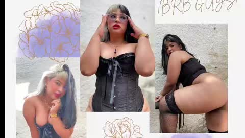 Snapshot of molly_shake chatting on 01-22-25, 03:31 Molly online show from 01-22-25, 03:31