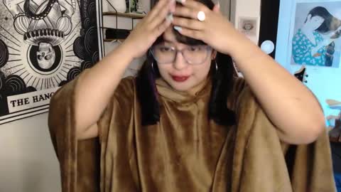Snapshot of molly_shake chatting on 03-06-25, 05:57 Molly online show from 03-06-25, 05:57
