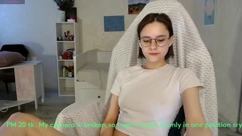 Molly online show from 06-05-26, 04:52