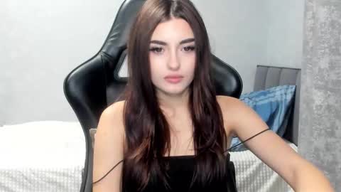 Snapshot of molly_ww chatting on 11-23-25, 07:46 Molly online show from 11-23-25, 07:46