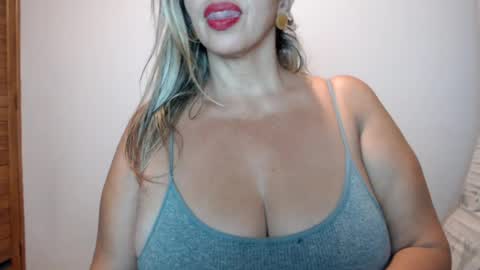 Molly Bunny online show from 07-09-26, 02:48
