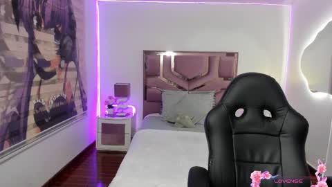 Molly  online show from 03-12-25, 11:31