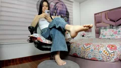 Molly  online show from 09-12-25, 11:32