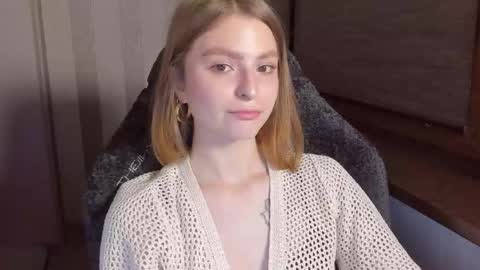 Taisha online show from 11-30-25, 01:26