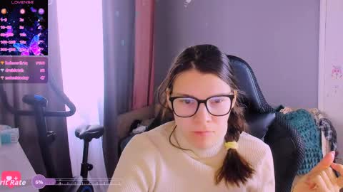 Snapshot of mollylollipop20 chatting on 04-03-26, 02:42 KIRA online show from 04-03-26, 02:42