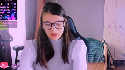 Snapshot of mollylollipop20 chatting on 04-06-26, 04:46 KIRA online show from 04-06-26, 04:46