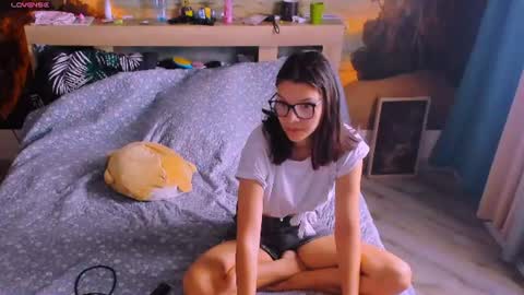  KIRA  online show from 07-07-26, 02:14