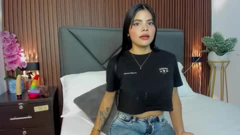 mollylove_ online show from 03-06-26, 07:21