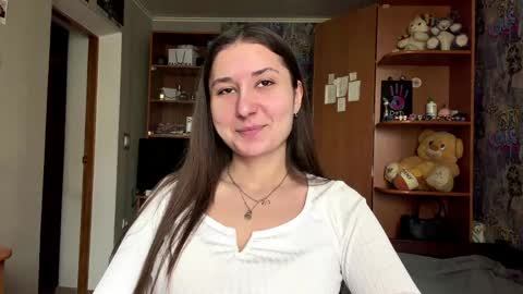 Snapshot of mollyqueen18 chatting on 05-27-26, 08:11 Molly online show from 05-27-26, 08:11