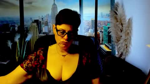 Snapshot of mollysun chatting on 11-18-25, 07:51 MollySun Nina Randmann online show from 11-18-25, 07:51