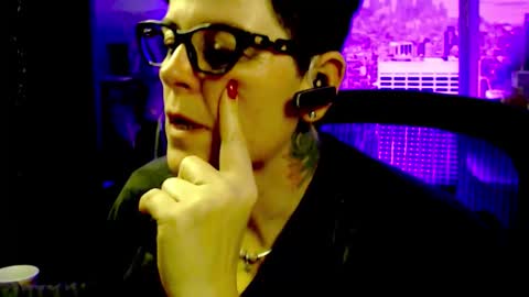 Snapshot of mollysun chatting on 01-07-26, 06:32 MollySun Nina Randmann online show from 01-07-26, 06:32