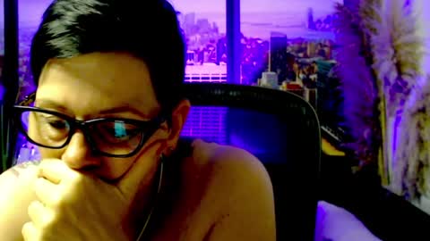 Snapshot of mollysun chatting on 08-03-26, 02:54 MollySun Nina Randmann online show from 08-03-26, 02:54