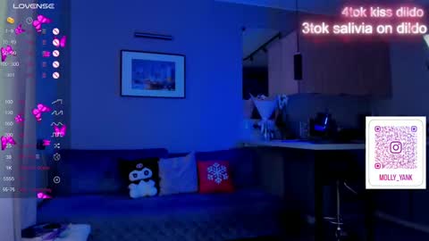 Molly online show from 02-17-25, 10:18