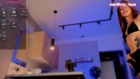 Molly online show from 09-12-25, 10:48