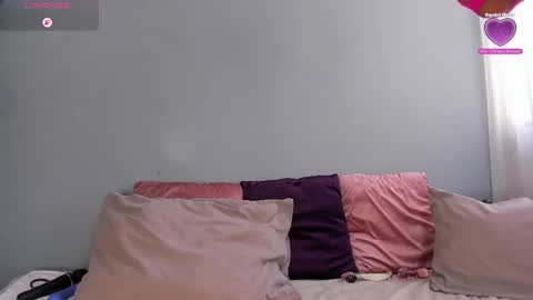 Molly online show from 10-09-25, 05:22