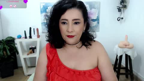 Snapshot of mom_17 chatting on 02-09-25, 09:17 Celeste online show from 02-09-25, 09:17