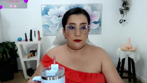 Snapshot of mom_17 chatting on 02-10-25, 12:19 Celeste online show from 02-10-25, 12:19